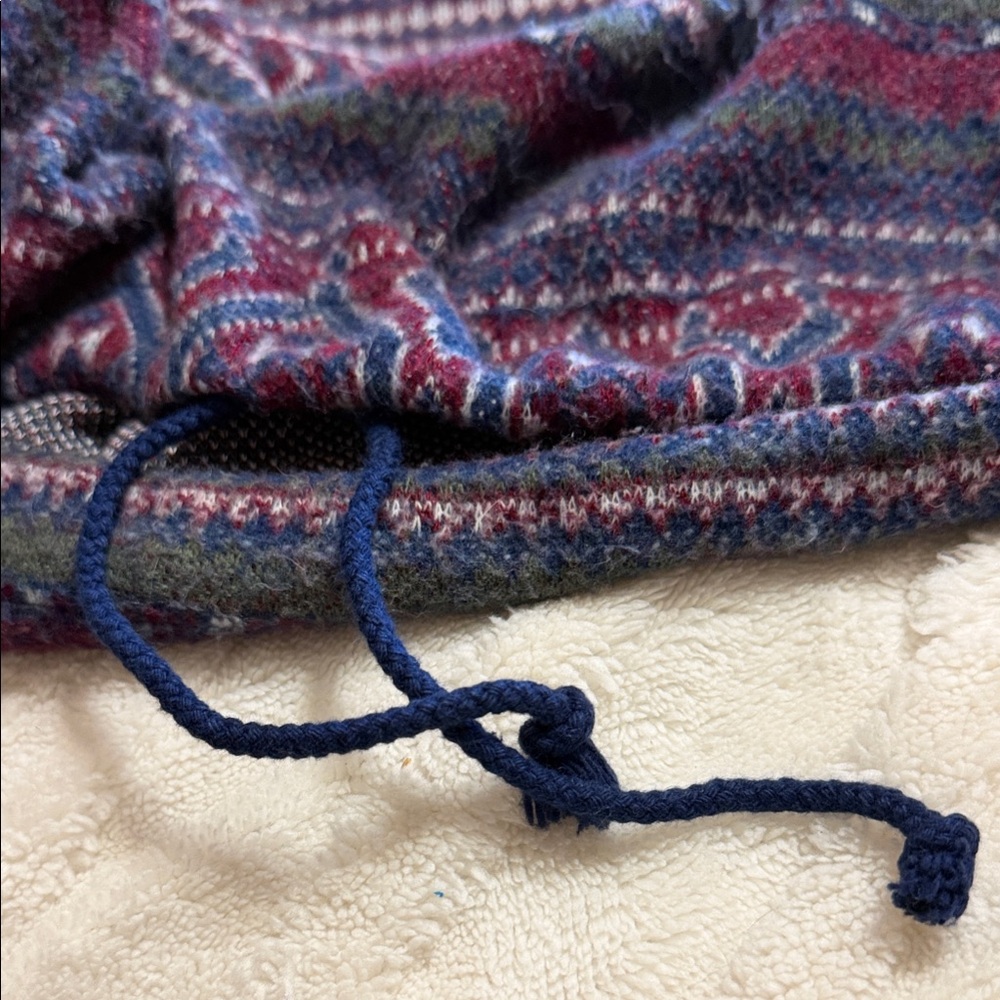 Beautiful Multicolor Patterned Sweater - image 6